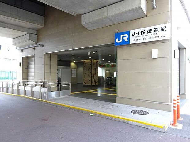 おおさか東線『布施駅』(約880m)