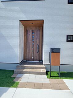 【1号地玄関】