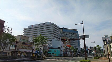 日赤和歌山医療センター 約1040m(徒歩13分)
