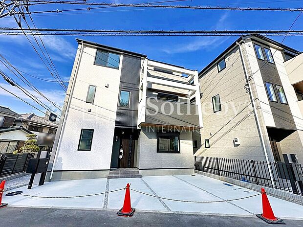 ■外観■建物堂々完成！いつでもご見学可能です！現地に実際に行ってみることでしか感じられないことがたくさんあります。お気軽にお問合せ下さい♪