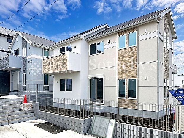 【庭】■ガーデン■戸建てに住んだら、お庭で家庭菜園や色とりどりのお花を楽しみたいな♪そんな願いも叶います♪※画像は一部イメージ加工を行っており、実際とは異なる場合があります。