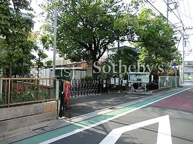 世田谷区立烏山北小学校(約1,200m)
