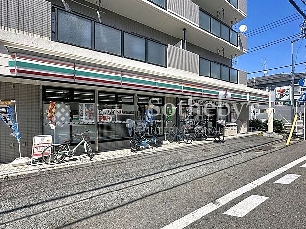 セブンイレブン川崎下小田中東店（約110m）