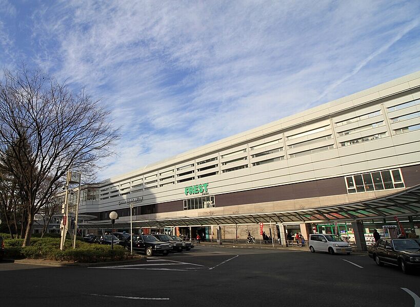 【車・交通】京阪本線「寝屋川市」駅