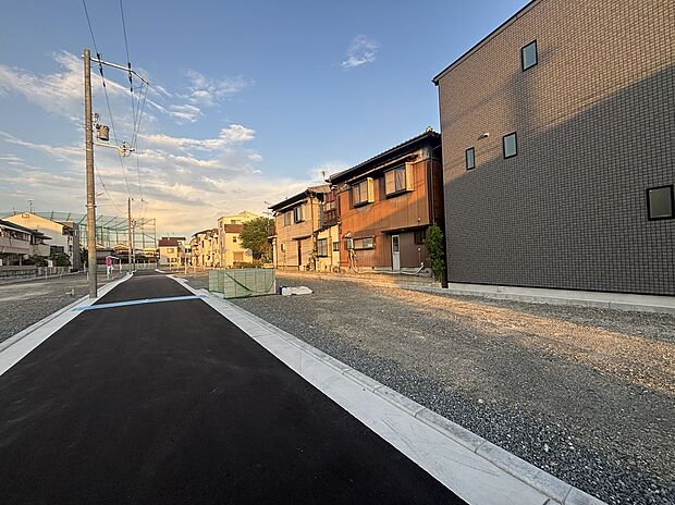 【スーパー・ドラッグストアへ徒歩7分圏の好立地！】2025年7月撮影