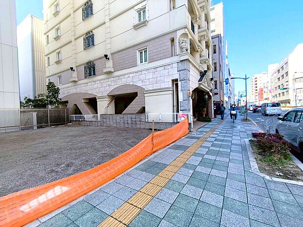 前面道路含む現地写真