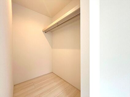 【ウォークインクローゼット】