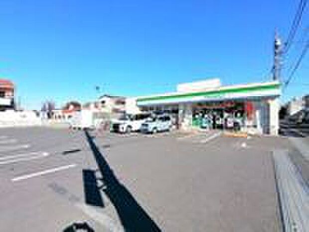 ファミリーマート秀栄東浅川町店