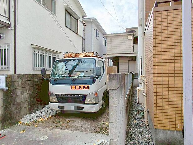 【現地外観写真】住みやすさと利便性を兼ね備えた立地。高い住宅性能を備えた安心で暮らしやすい住まいです。