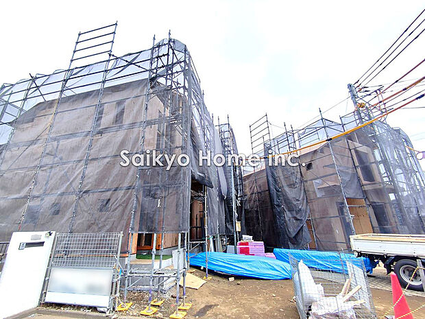 【現地外観写真】住みやすさと利便性を兼ね備えた立地。高い住宅性能を備えた安心で暮らしやすい住まいです。