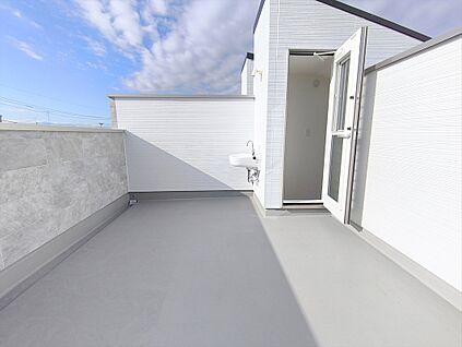 ルーフバルコニー