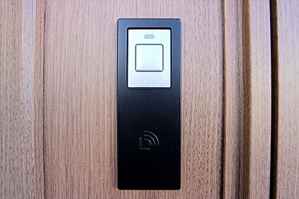 【カードキー】　