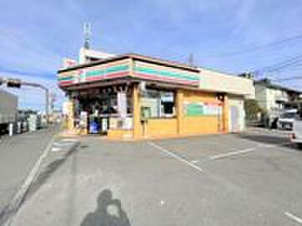 セブンイレブン大谷店（約340m）