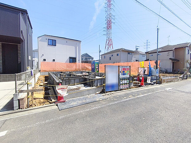 【現地外観写真】住まいの快適性と確かな安全性を充実させた設備、仕様です。