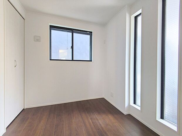 【居室】風通しのいい自由なプライベート空間。ゆっくりとくつろぐスペースとしてもご利用いただけます!