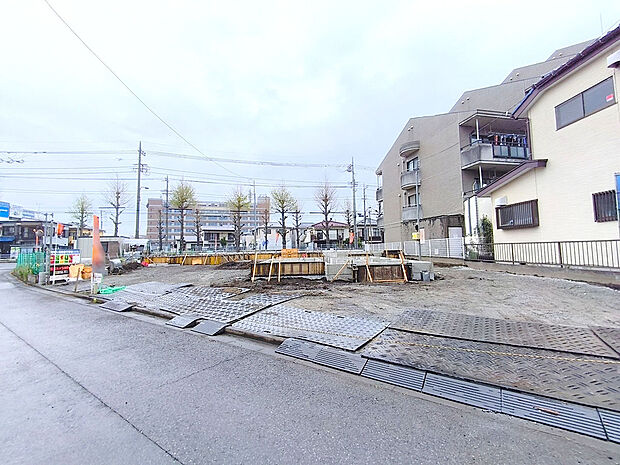 【現地外観写真】住まいの快適性と確かな安全性を充実させた設備、仕様です。
