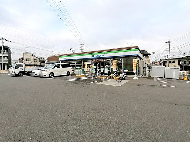 ファミリーマート国立青果市場前店