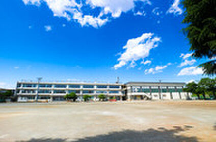 立川市立立川第四中学校 約255m