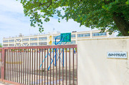 立川市立西砂小学校 約350m
