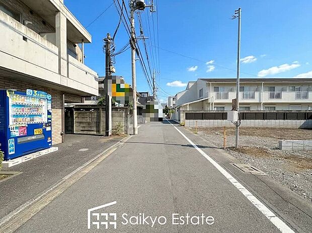 前面道路

