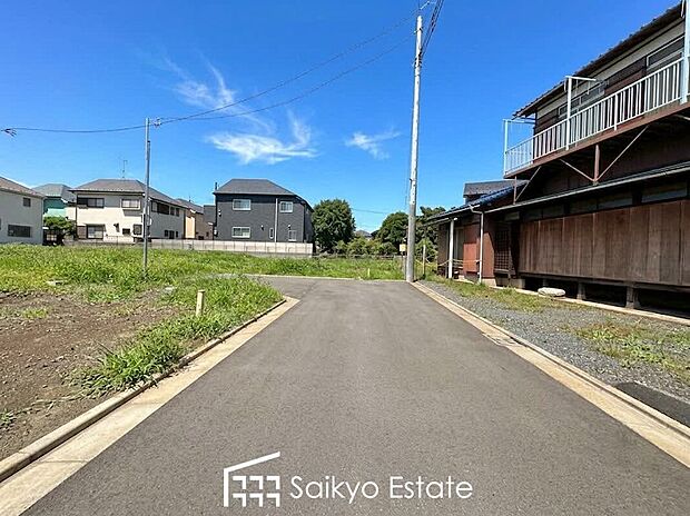 前面道路
