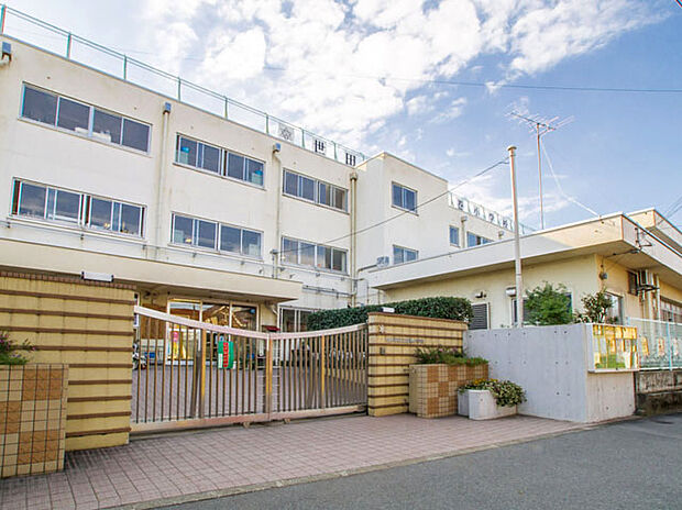 世田谷区立弦巻小学校