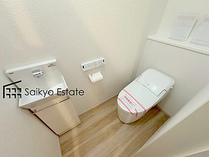 【ウォシュレット付トイレ】