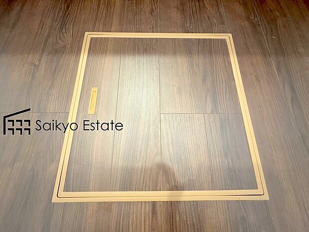 【床下収納】「床下収納」はストックの食材や普段使わない調理器具・食器などを管理しやすく収納できます。