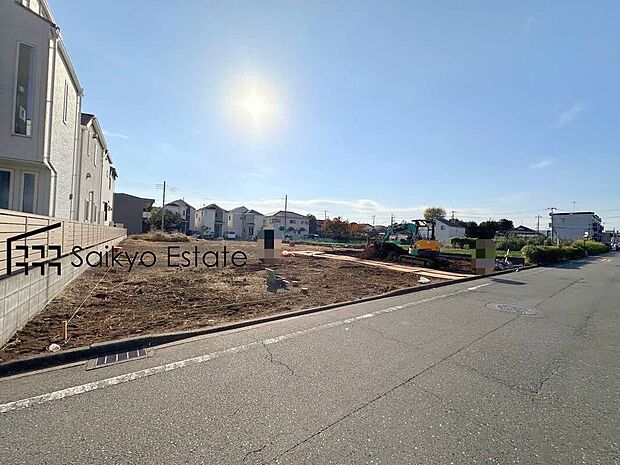 【現地写真】小学校まで徒歩約6分、中学校まで徒歩約3分でお子様が無理なく通える距離です。保育園や幼稚園も近くに多数あり、子育てファミリーには嬉しい環境です！