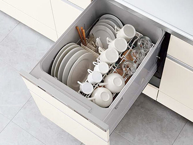 【食洗機】手洗いよりも経済的で家計に優しい「ビルトイン食洗機」が標準装備なのはママの強い味方ですね。
