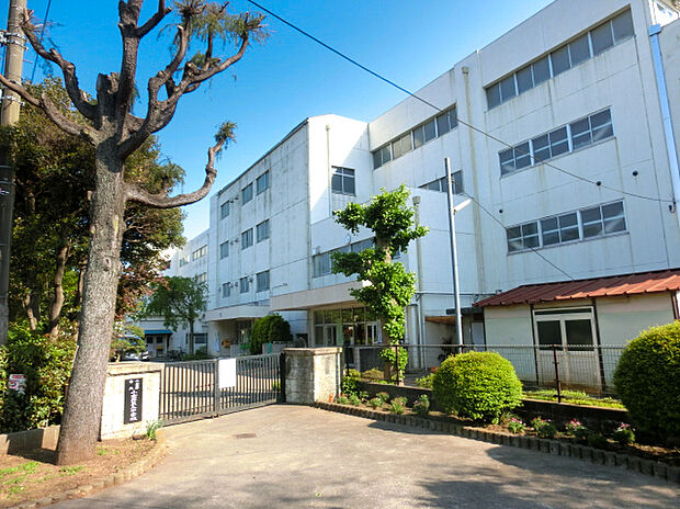 小金井市立小金井第二中学校(約300m)