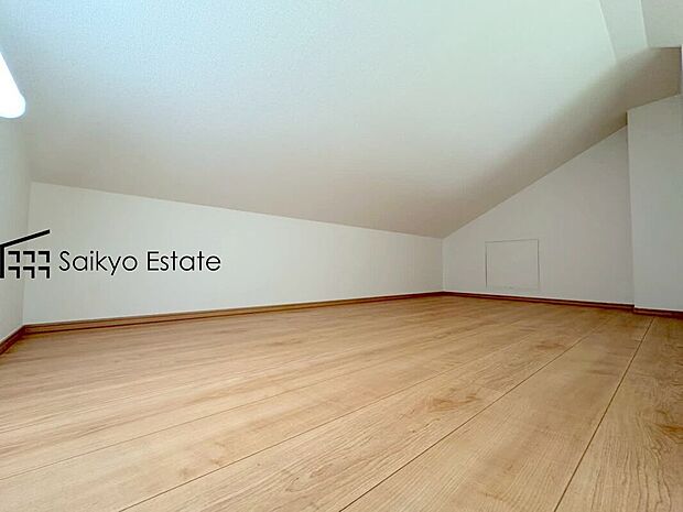 【ロフト【施工例】】お子様にも人気のロフト。季節の物やアウトドアグッズなどを収納して生活空間を広々としたスペースに!