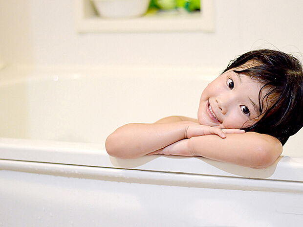 【【オートバス】】浴室のお湯張り、温度調整などを、キッチンなど浴室以外からでも操作できるシステムです。