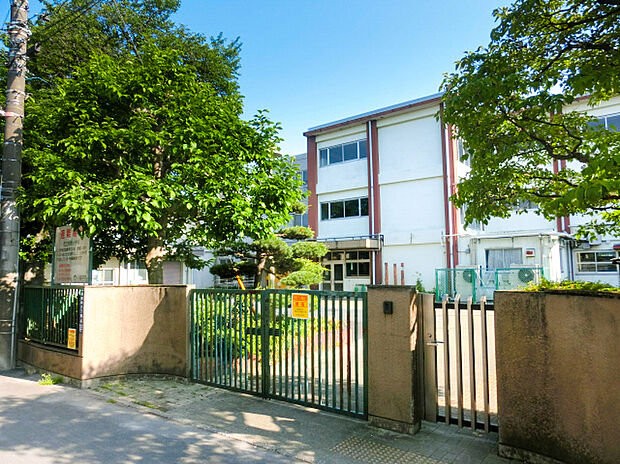 小金井市立前原小学校　（約810m）