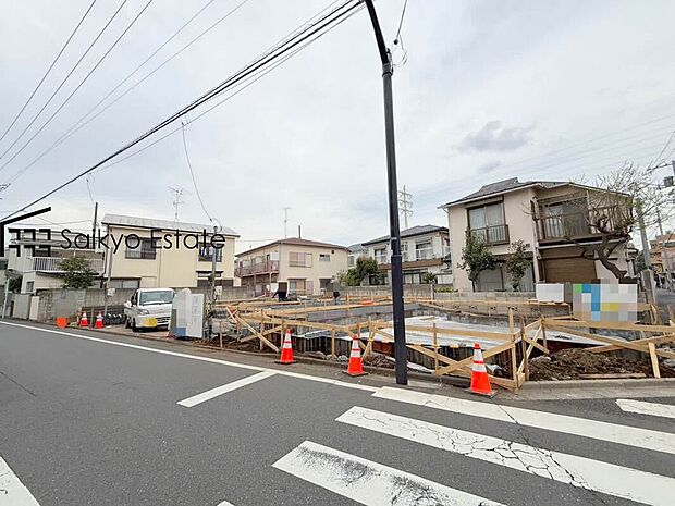 【現地写真】現地周辺には、保育園、小学校、中学校など教育施設が徒歩圏内に点在。お子様を目の届く範囲で通学させることができ、家族に安心なロケーションです!
