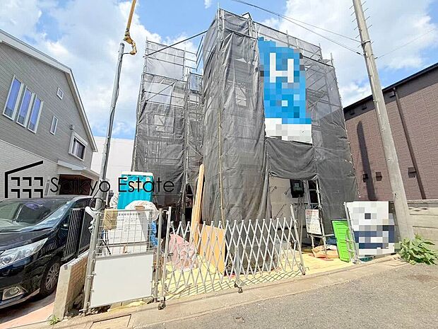 【現地写真】スーパー、コンビニ、ドラッグストアが徒歩10分圏内に揃い生活環境良好です!急なお買い物も安心です♪