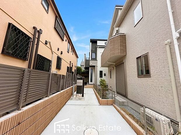 【現地写真】住宅性能表示(建設、設計)W取得物件!耐震等級3!繰り返す地震に強い制震ダンパー搭載!