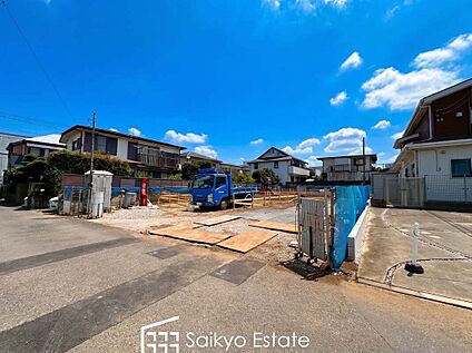 前面道路を含む現地写真