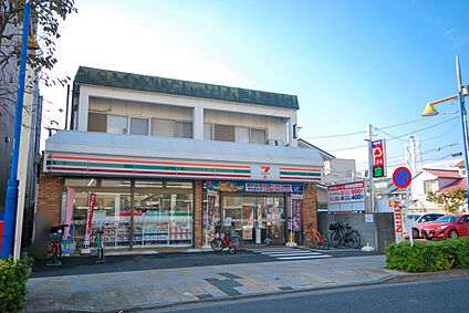 セブン-イレブン 晴見町店 約190ｍ(徒歩約3分)