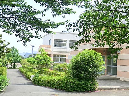 稲城市立稲城第五中学校 約450ｍ(徒歩約6分)