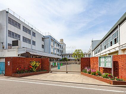 練馬区立三原台中学校 約604ｍ(徒歩約8分)