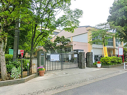 三鷹市立井口小学校 約300ｍ(徒歩約4分)
