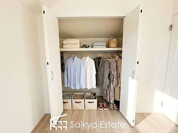 【収納【施工例】】各居室に収納を設けておりますので、衣類の他にもカバンや小物など何でも収納して、居室の全空間を有効活用できます♪