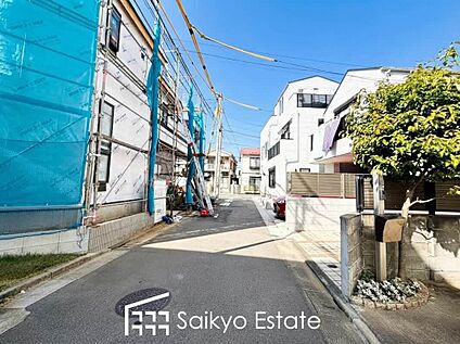 前面道路を含む現地写真