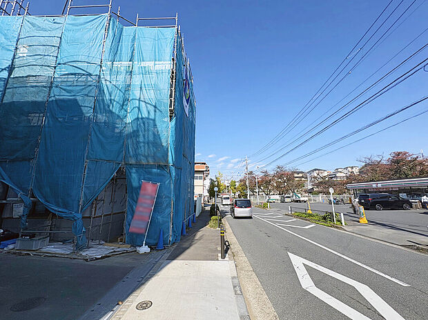 【【前面道路】】現地即日ご案内可能!物件詳細や現地ご案内希望など、お気軽にお問い合わせください!