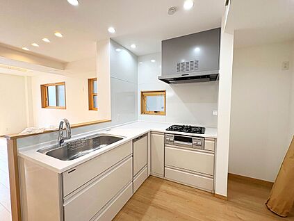 【Kitchen：2号棟】