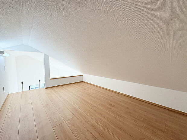 【【Loft】】思い出の品からスポーツ用品、趣味の道具などが収納可能。収納を活用することでより広く快適な空間が叶います。