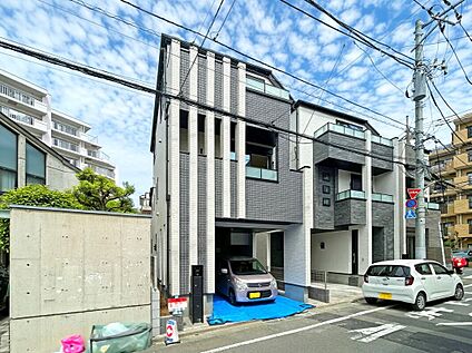 【外観：3月中旬撮影】