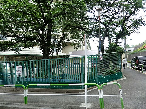 北区立袋保育園（約240m）