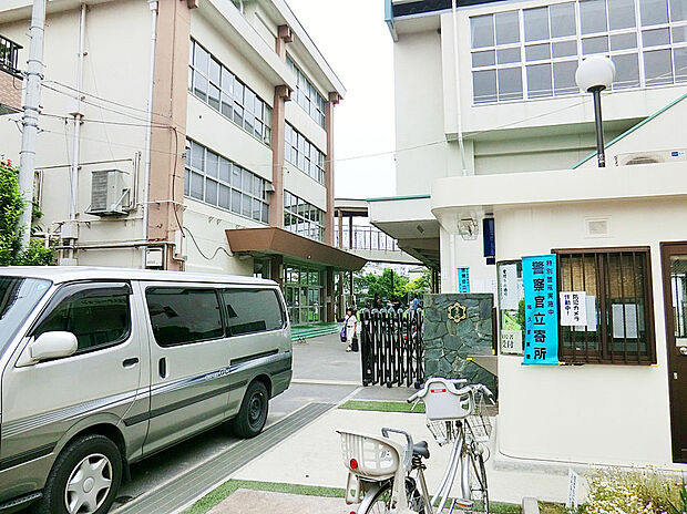 荒川区立尾久西小学校(約240m)